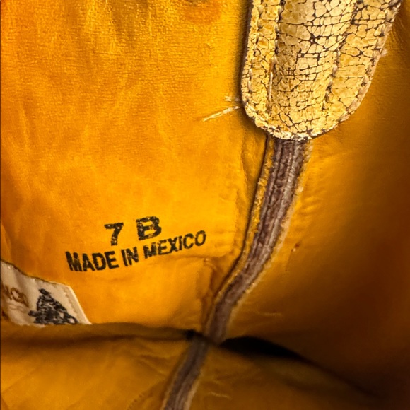 Old Gringo- Rare Vintage Studded Cowgirl Boots - /Color: Sand-Size 7 - Picture 6 of 7